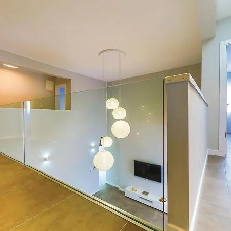 Five-bedroom In Kastel Kambelovac 펜션 Kaštela