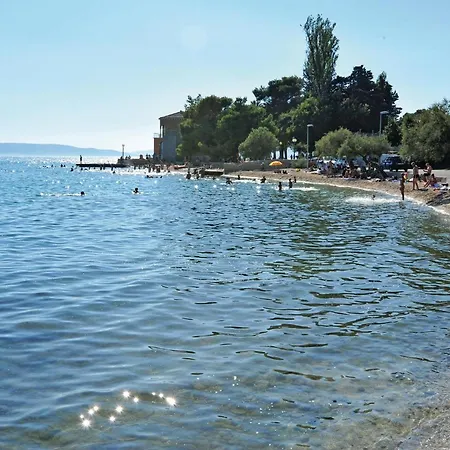 5 Bedroom Lovely In Kastel Kambelovac Kastela